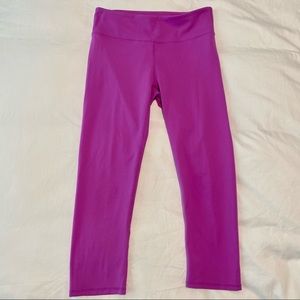 Fabletics Magenta Pink Crop Leggings XXS